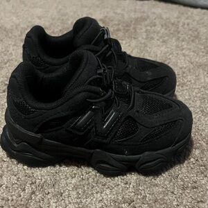 New Balance Kids Black Sneakers